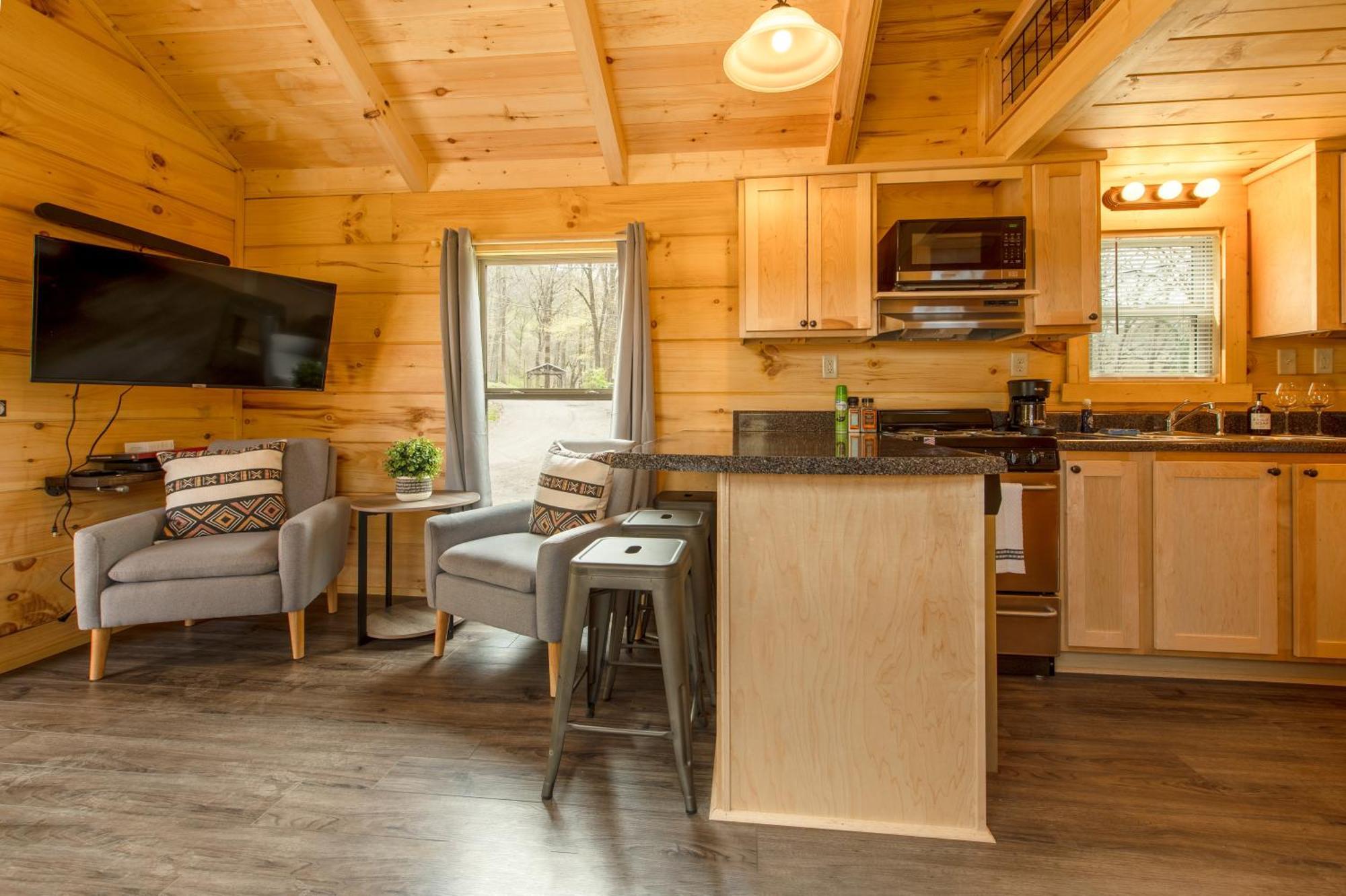 Meg Cabin Tiny Rustic Comfort On Lookout Mtn Чатануга Екстериор снимка